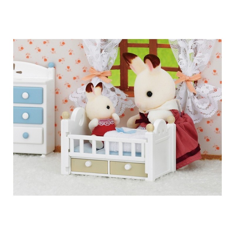 Bébé Lapin Chocolat / Lit - EPO-5017 - Epoch - Sylvanian Families - Le Nuage de Charlotte