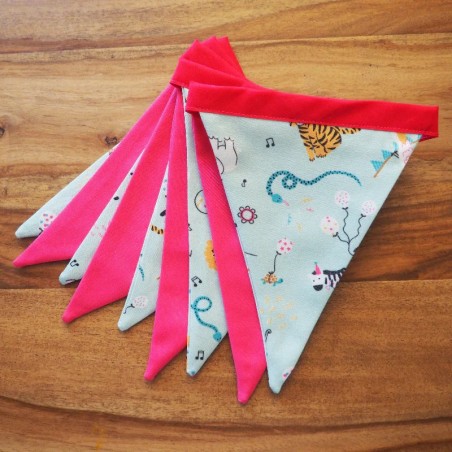 Banner of fabric pennants - Jungle Fever - fuchsia - NOU-G001-PWF - Nouba - Decorations - Le Nuage de Charlotte