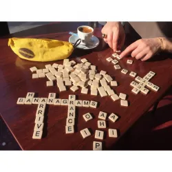 Bananagrams - BAN-91100 - Bananagrams - Jeux de société - Le Nuage de Charlotte