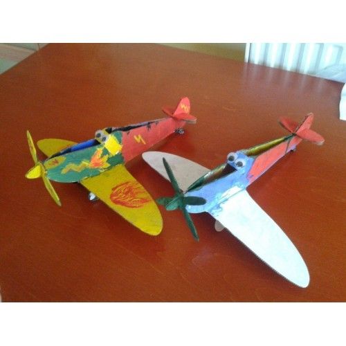 Two Spitfire Planes (nature) - LEO-L01031-N - Leolandia - Maquettes en carton - Le Nuage de Charlotte